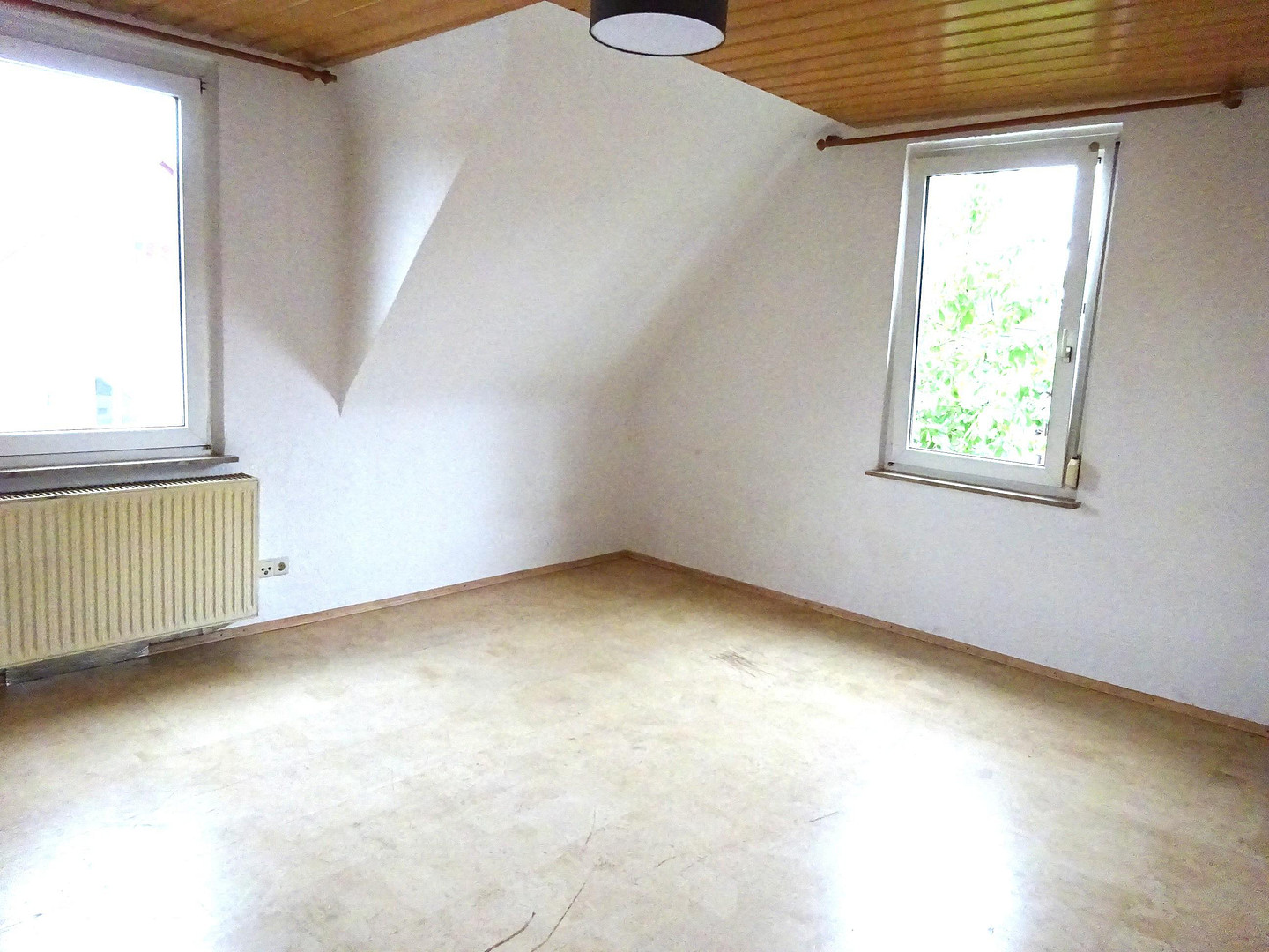 Alleinstehendes Einfamilienhaus für die große Familie in S-Bahn Nähe – Plochingerstr. 137, 73730 Esslingen am Neckar (Oberesslingen)(Esslingen am Neckar) – Vorschaubild 6