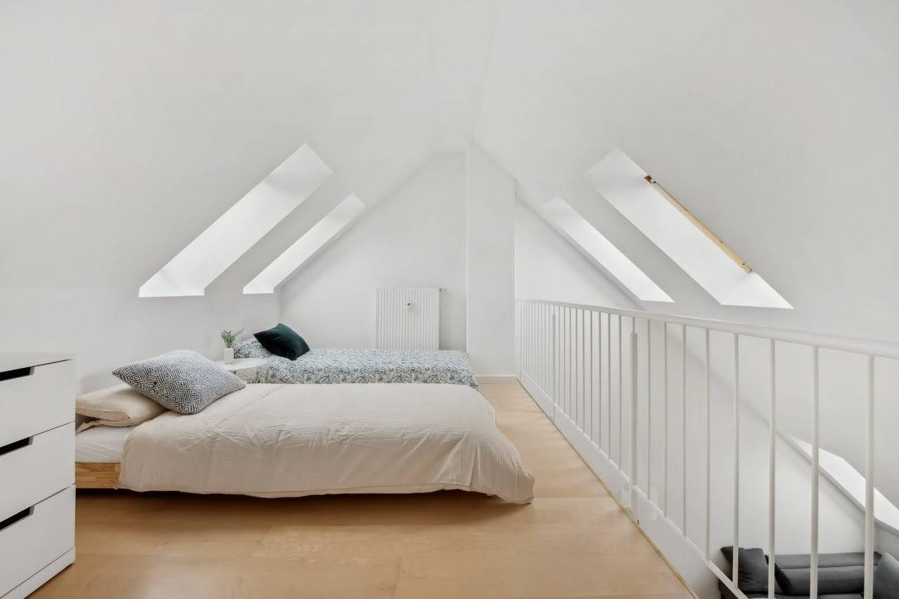 Helle 2,5-Zimmer-Galeriewohnung, möbliert, Südbalkon (Vermietung auf Zeit, all inclusive) – Axel-von-Ambesser-str. 9, 81371 München(Sendling) – Vorschaubild 13