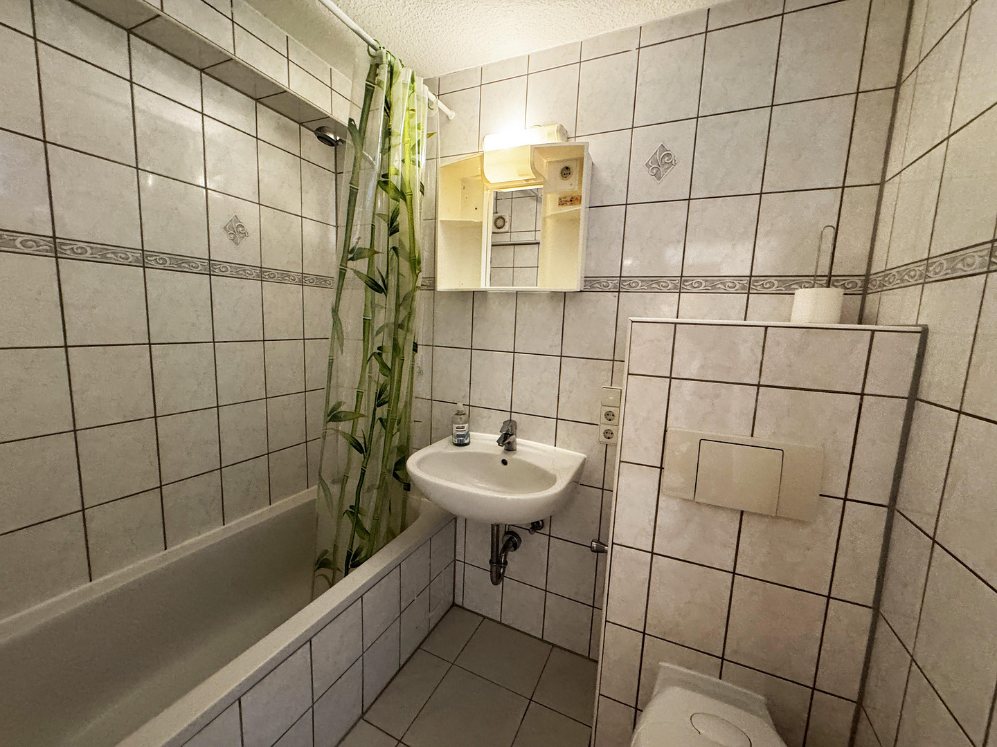 Sonniger Balkon & Stellplatz - Helle 1-Zimmer Wohnung - Nur 50m zur Lidl Zentrale – Bad Wimpfen – Vorschaubild 5