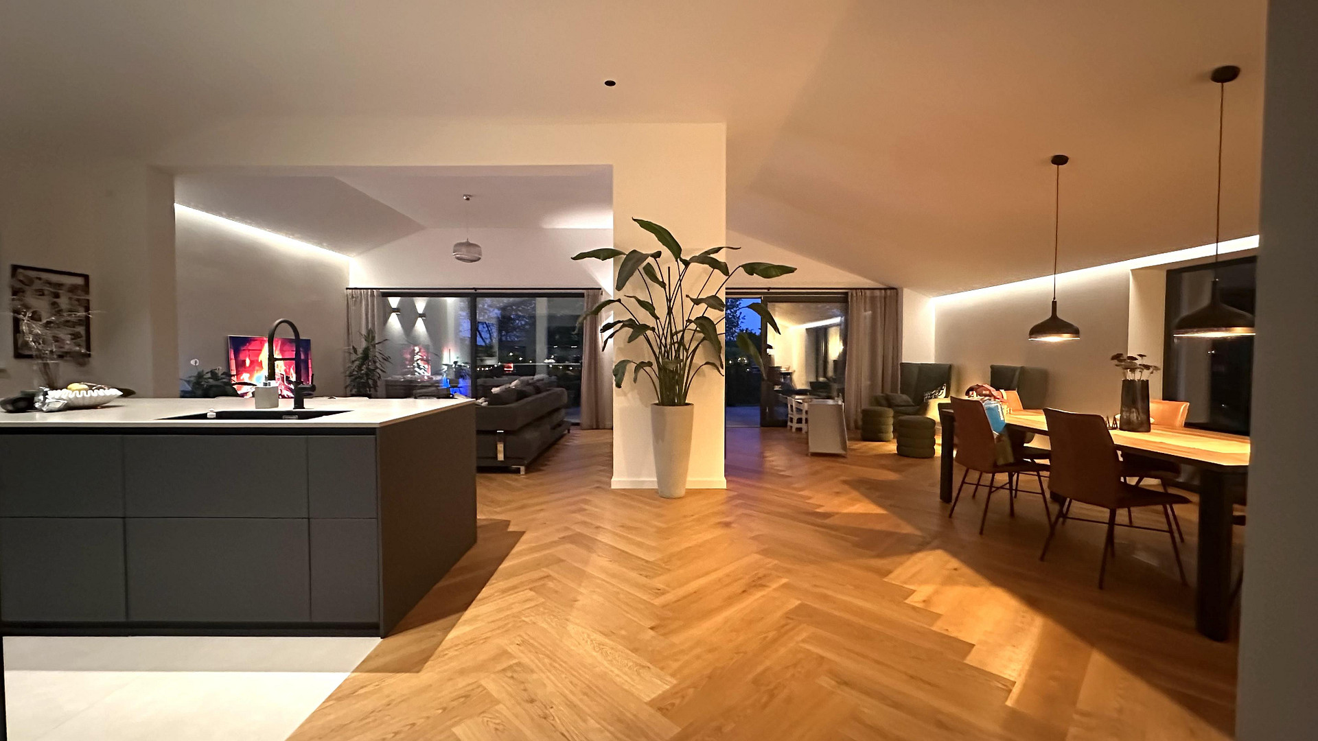 Property thumbnail 3
