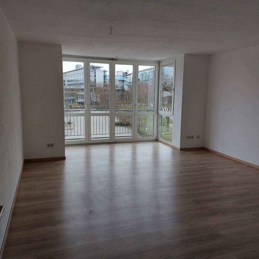 Tolle 2-Zimmer-Wohnung mit neuer Einbauküche, renov. Bad und Fußbodenheizung – 86154 Augsburg(Oberhausen) – Vorschaubild 3