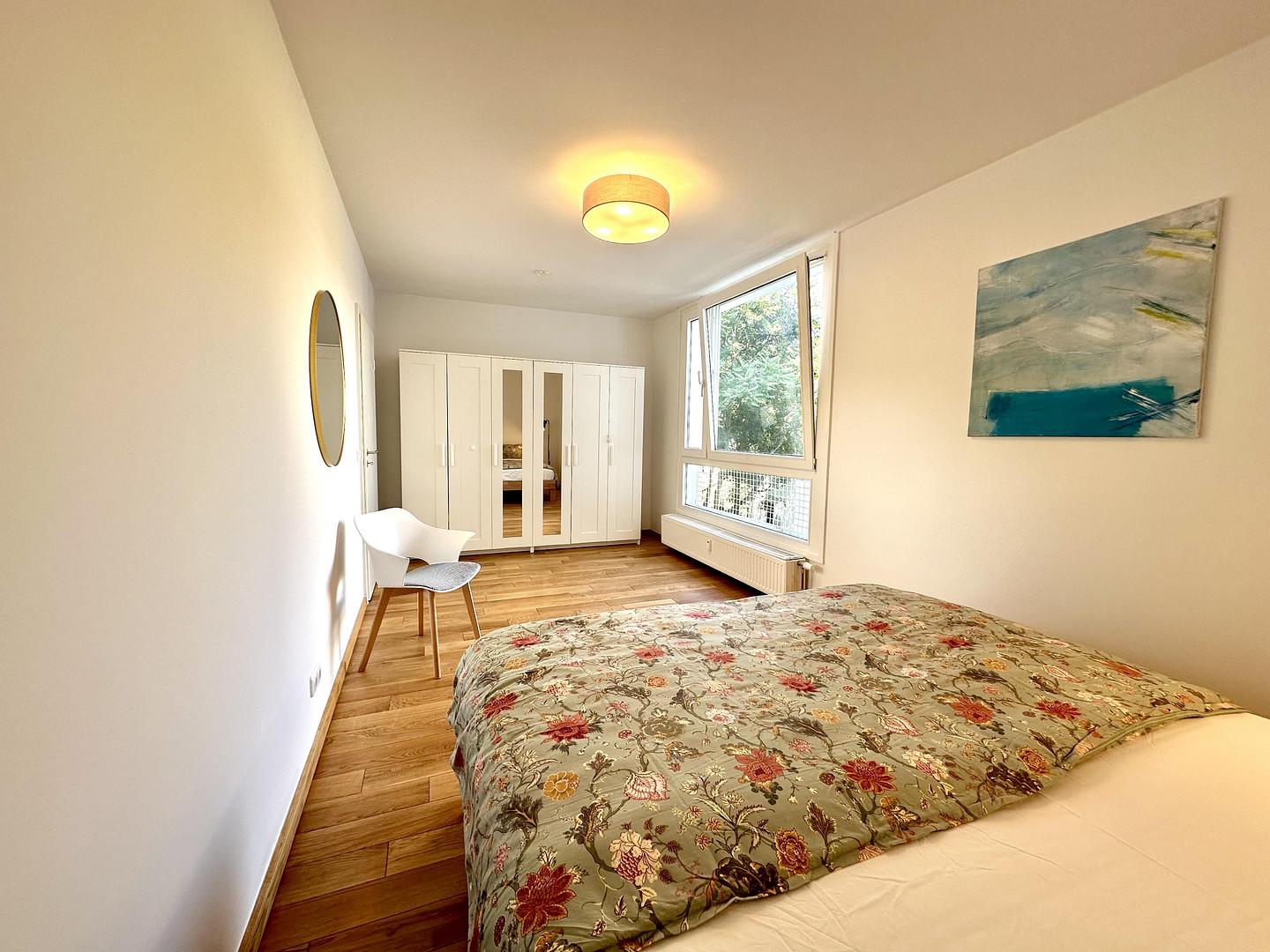Zentrale & kernsanierte 3-Zimmer-Wohnung mit Loggia und Blick ins Grüne (befristet) – Kleiststr. 38A, 10787 Berlin(Schöneberg) – Vorschaubild 2