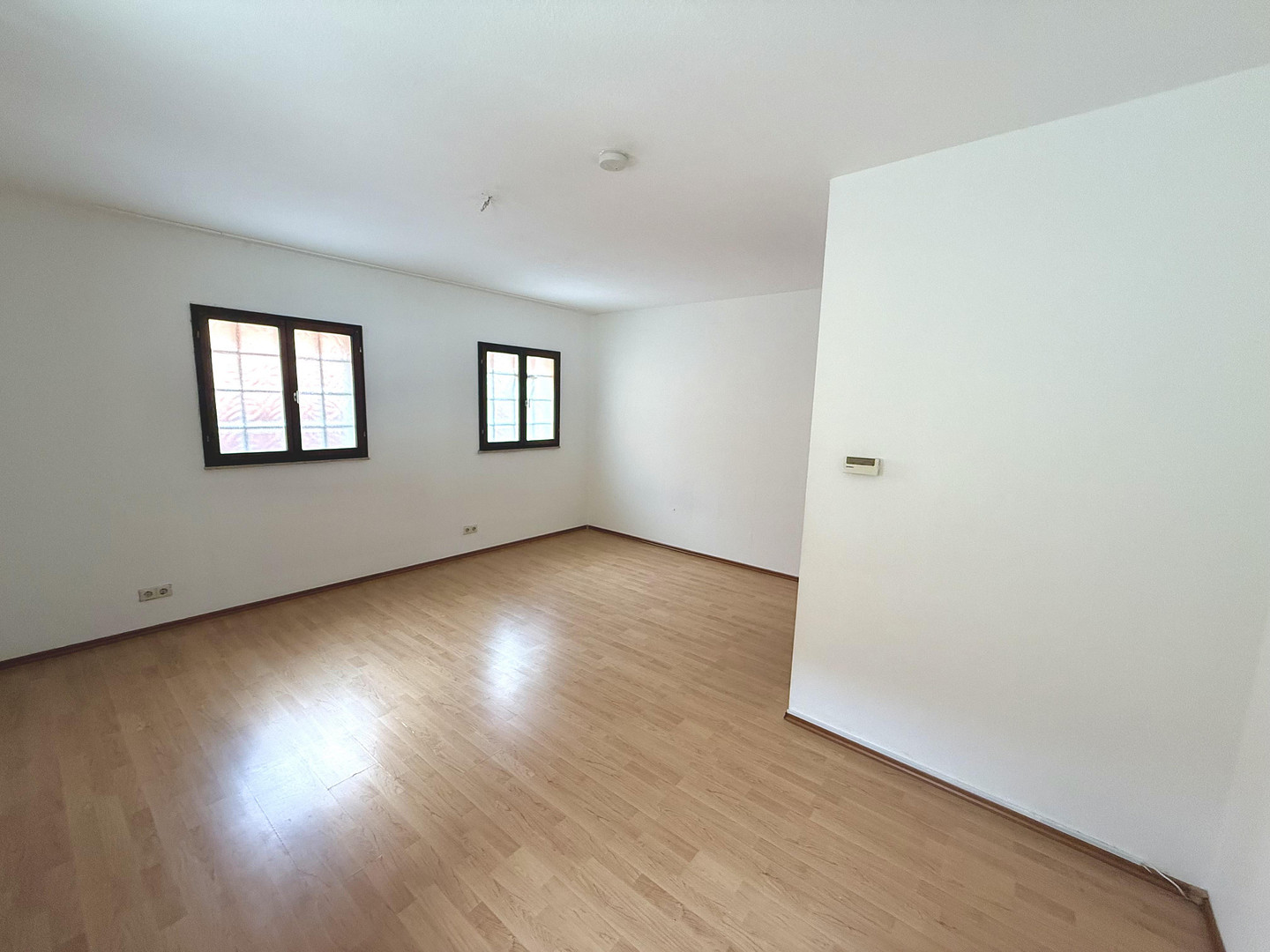 Charmante 3-Zimmer Wohnung in Öhringer Altstadt – Schafgasse 9, 74613 Öhringen – Vorschaubild 2