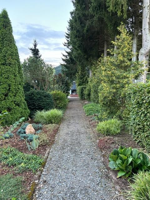 Freistehende Villa mit Sandsteinsäulen - Aussichtsturm und Parkähnlicher Anlage – Mürlenbach – Vorschaubild 16