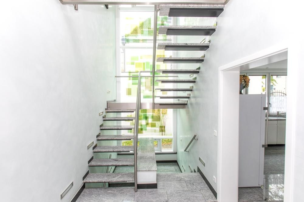 1A Kapitalanlage in Düsseldorf Haus+Penthouse – Düsseldorf(Rath) – Vorschaubild 13