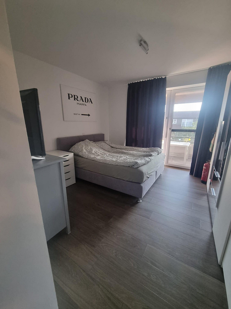 Helle 2 Zimmer Wohnung in der Südstadt nah am Maschsee - Tiefgarage, Aufzug, Balkon, Einbauküche – Alte Döhrener Str. 80a, 30173 Hannover(Südstadt) – Vorschaubild 8
