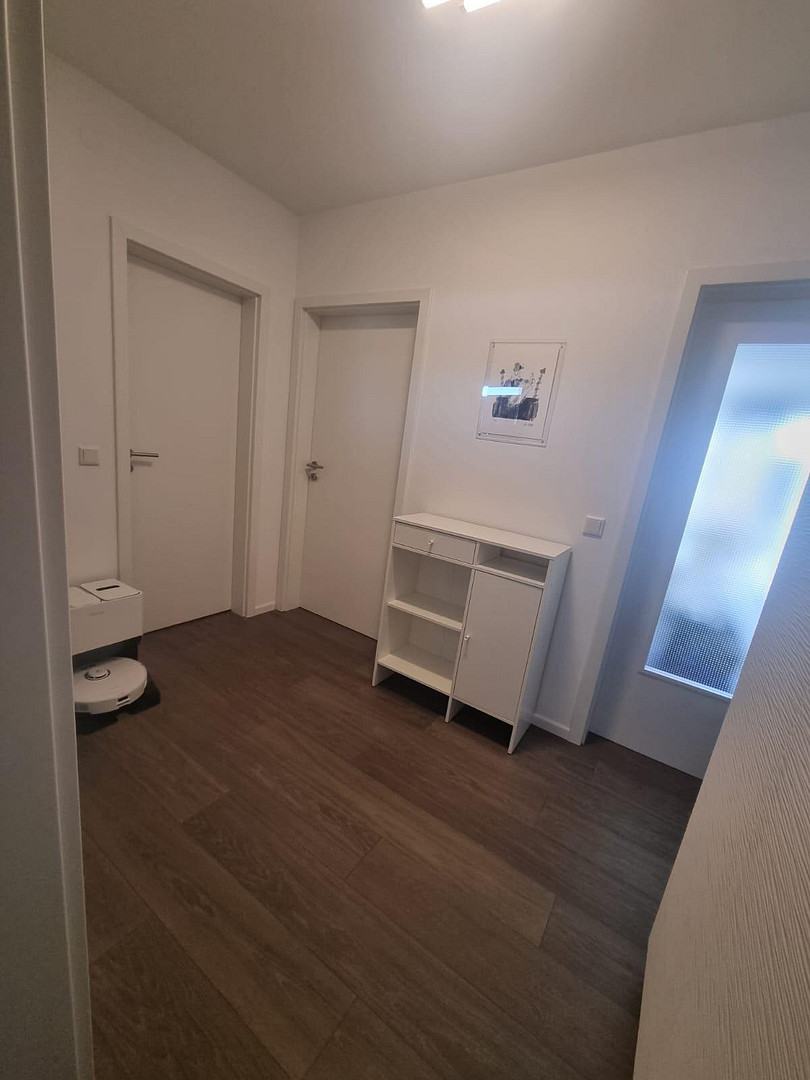Helle 2 Zimmer Wohnung in der Südstadt nah am Maschsee - Tiefgarage, Aufzug, Balkon, Einbauküche – Alte Döhrener Str. 80a, 30173 Hannover(Südstadt) – Vorschaubild 9