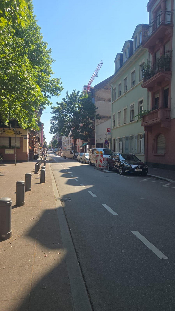 am Herschelplatz: top gepflegte 2 1/2 Zimmer Wohnung im DG – Mannheim – Vorschaubild 2