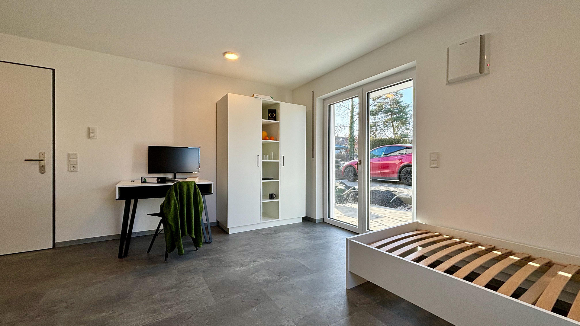 Studentenwohnung möbliert mit "All-In" Miete in Augsburg, Neubau – Rebhuhnstr. 11, 86179 Augsburg(Haunstetten) – Vorschaubild 2