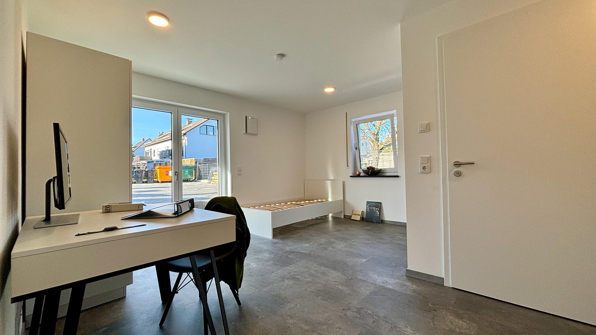 Studentenwohnung möbliert mit "All-In" Miete in Augsburg, Neubau – Rebhuhnstr. 11, 86179 Augsburg(Haunstetten) – Vorschaubild 3