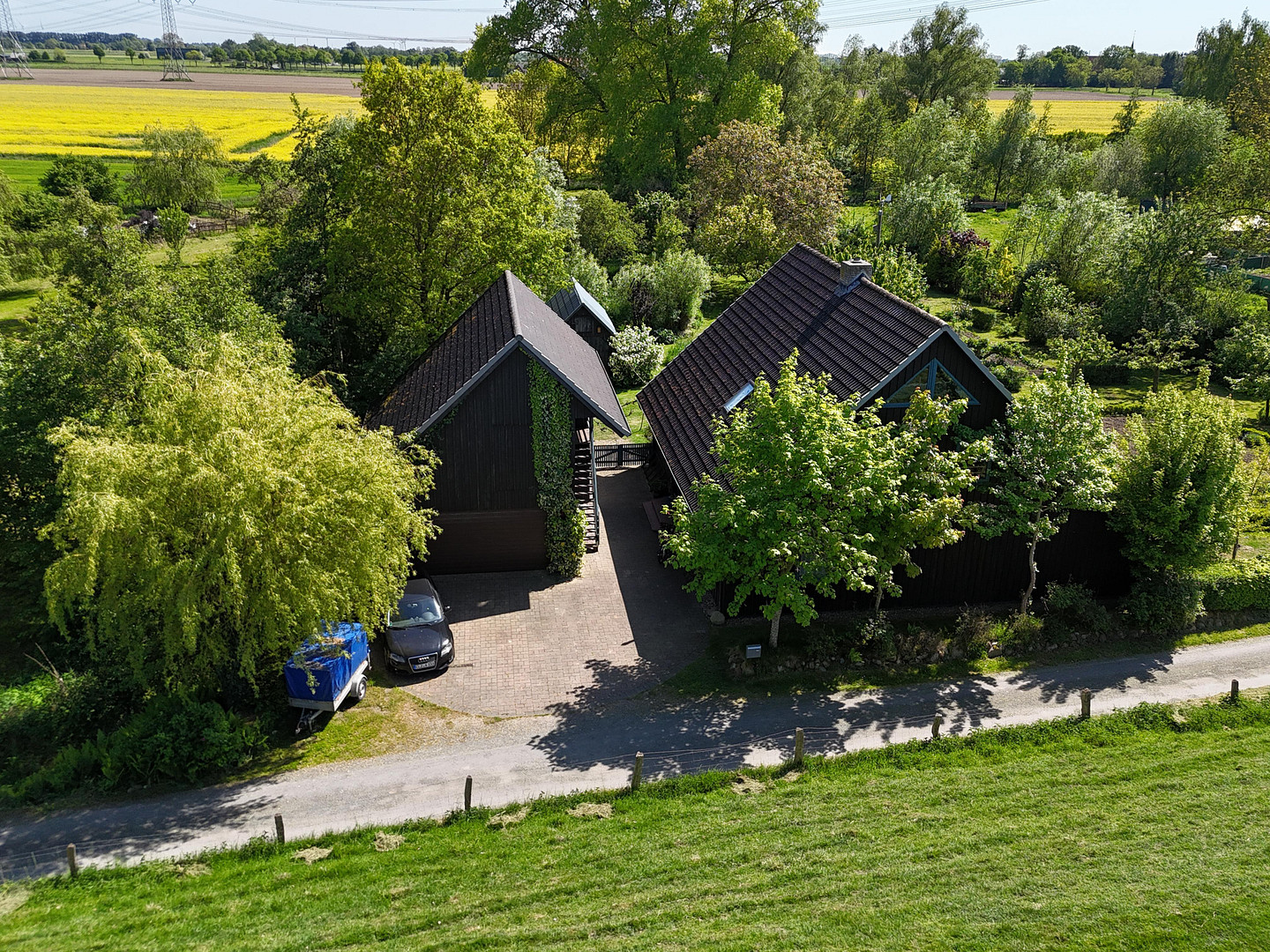 Ökologisch gebautes Holzhaus mit großem Nebengebäude – Bahrenfleth – Vorschaubild 5