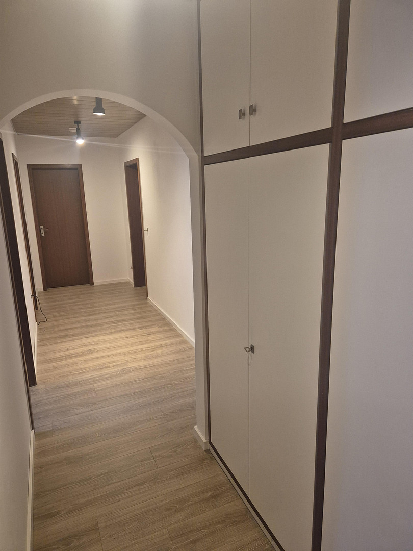 Neu renovierte 3-Zimmer Wohnung mit EBK