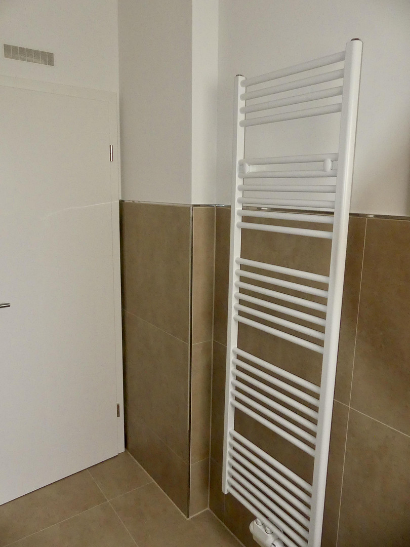 Property thumbnail 9