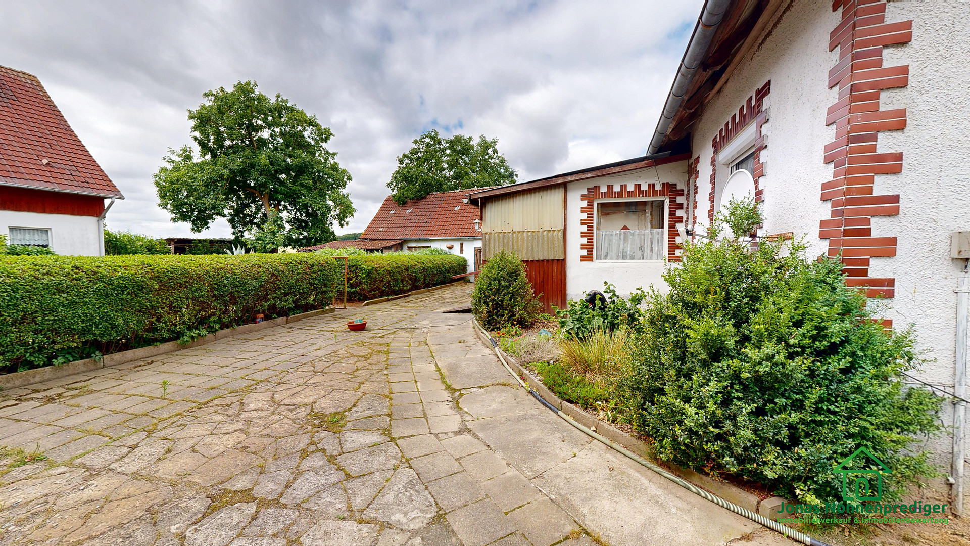 Property thumbnail 16