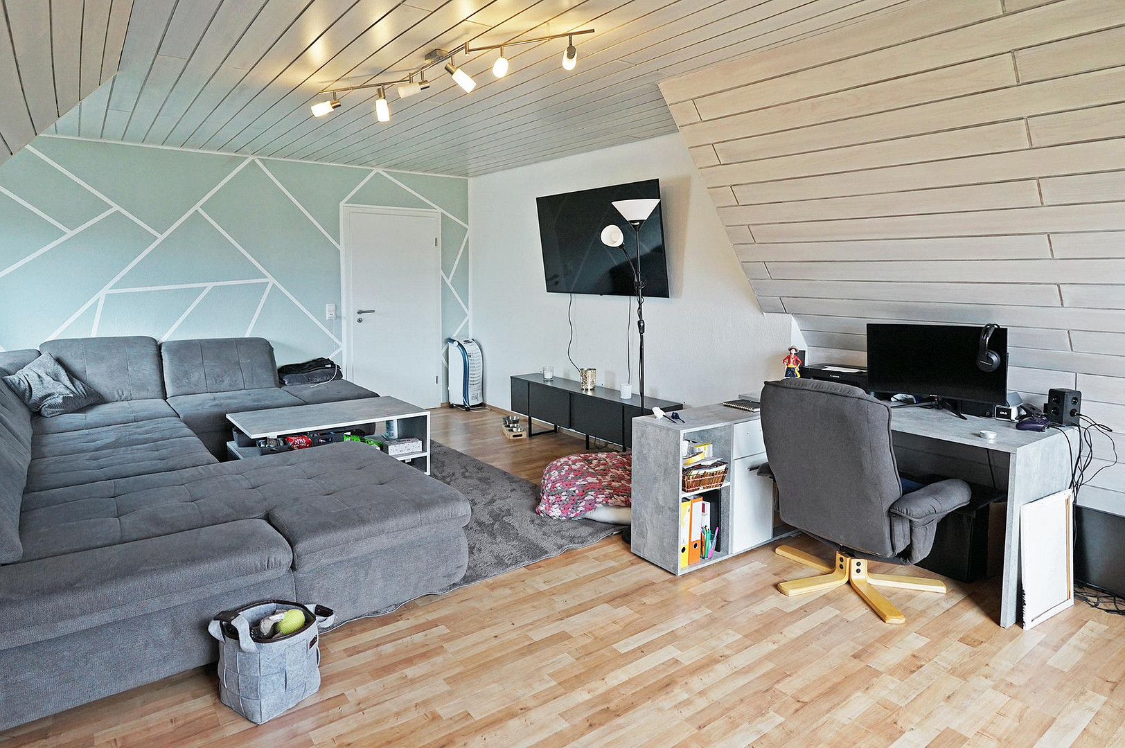 Property thumbnail 12