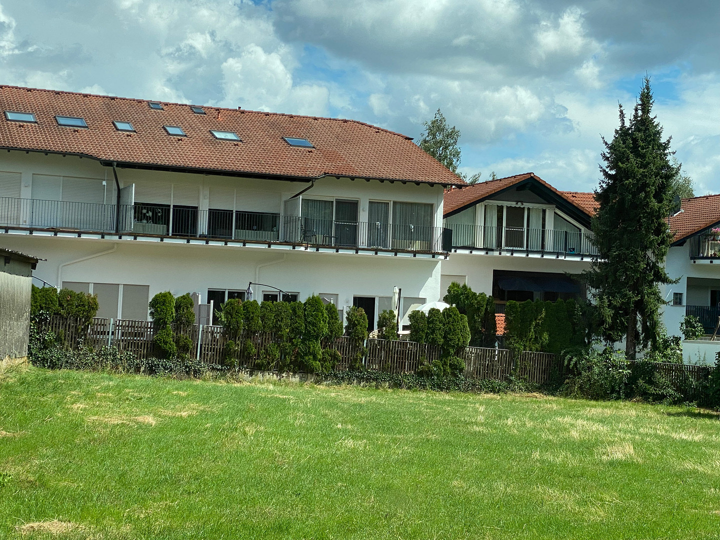 Großzügige, gepflegte 2 -Zimmer Wohnung mit großer Terrasse in Hofheim OT Wildsachsen – 65719 Hofheim(Wildsachsen) – Vorschaubild 2
