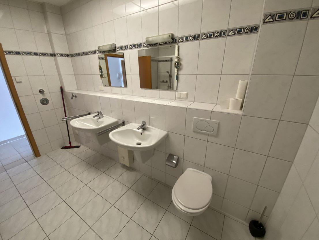 Großzügige, gepflegte 2 -Zimmer Wohnung mit großer Terrasse in Hofheim OT Wildsachsen – 65719 Hofheim(Wildsachsen) – Vorschaubild 8