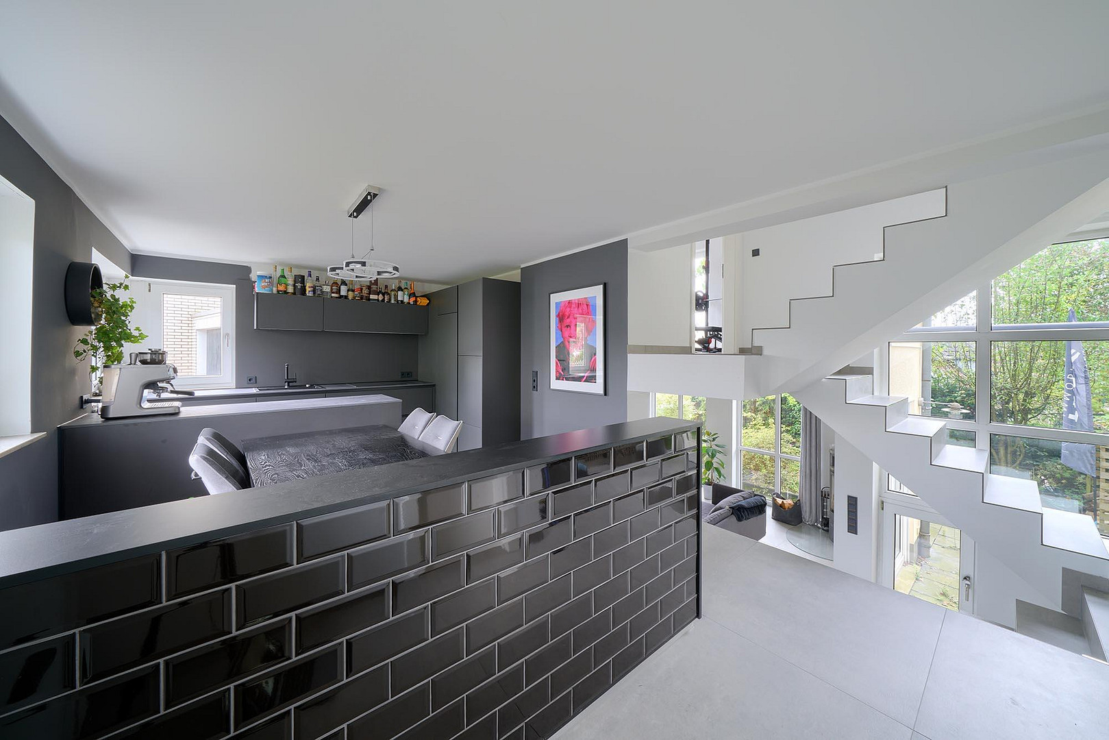 Modernes Haus mit Designküche, Sauna & Kamin in Herdecke