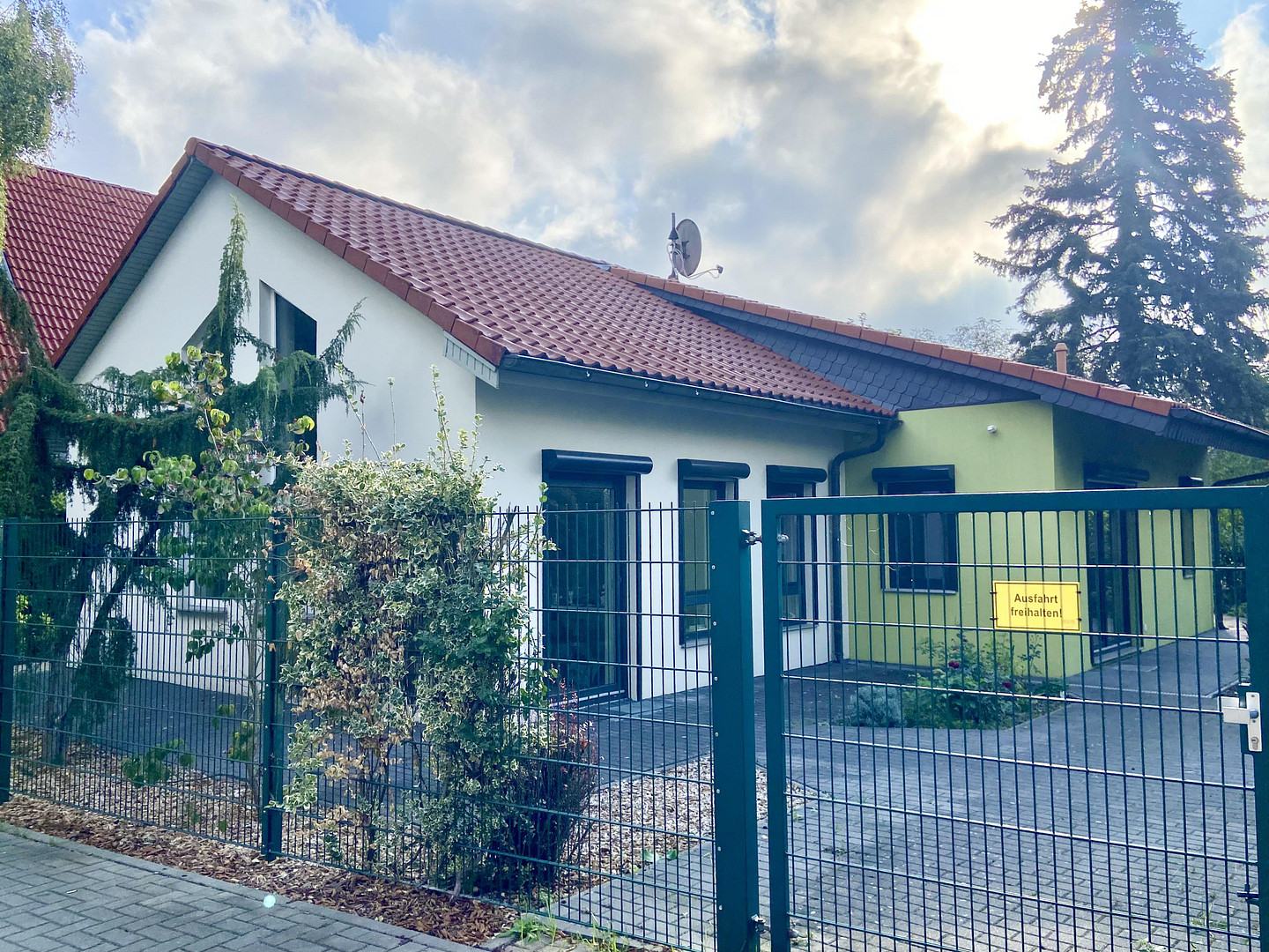 Einfamilienhaus mit großer Terrasse – bezugsfertig + guter Anbindung nach Berlin - S-Bahn fußläufig – Bernau bei Berlin – Vorschaubild 2
