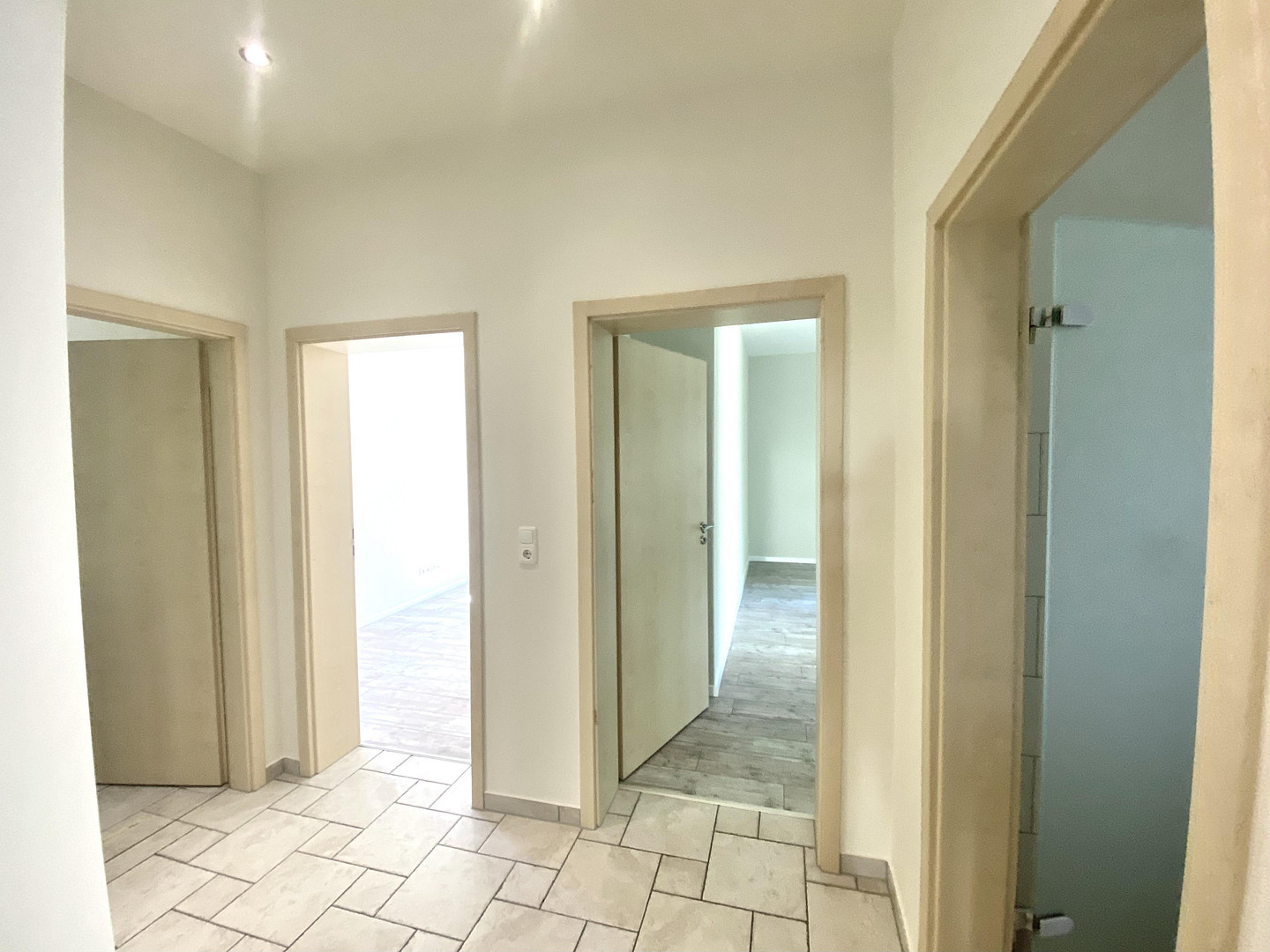 Einfamilienhaus mit großer Terrasse – bezugsfertig + guter Anbindung nach Berlin - S-Bahn fußläufig – Bernau bei Berlin – Vorschaubild 24