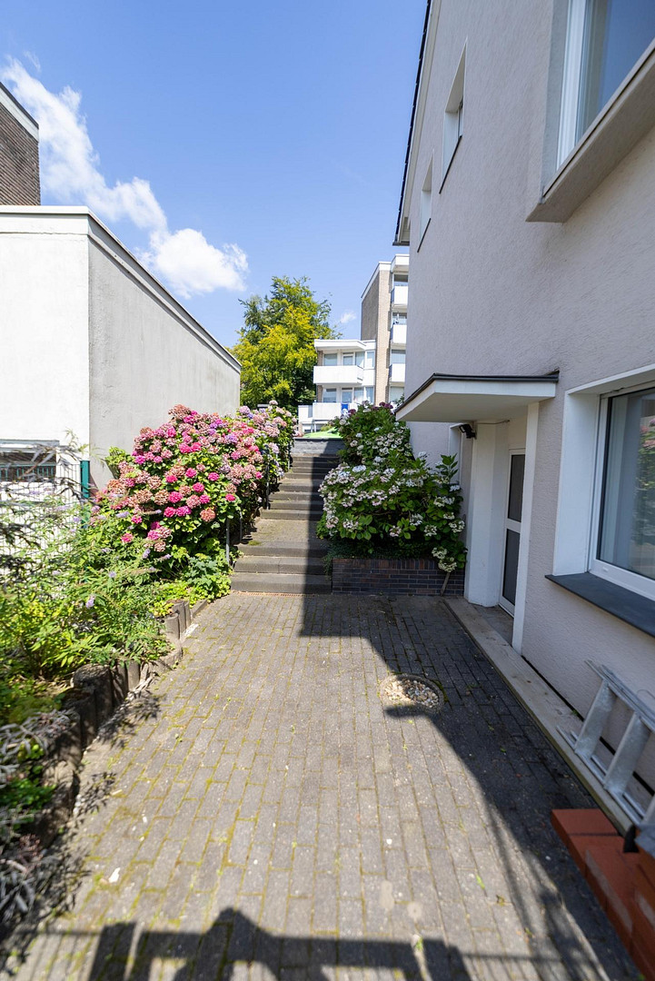 Hochwertiges Stadthaus/Mehrgenerationenhaus (Zentrum), Einliegerwohnung, schöner Garten (maklerfrei) – Remscheid – Vorschaubild 38