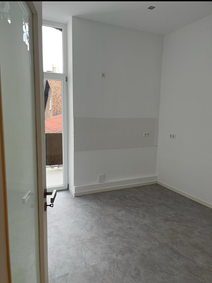 4 Zimmer Altbau in Wiesbaden provisionsfrei, Preis VHB – Wiesbaden – Vorschaubild 6
