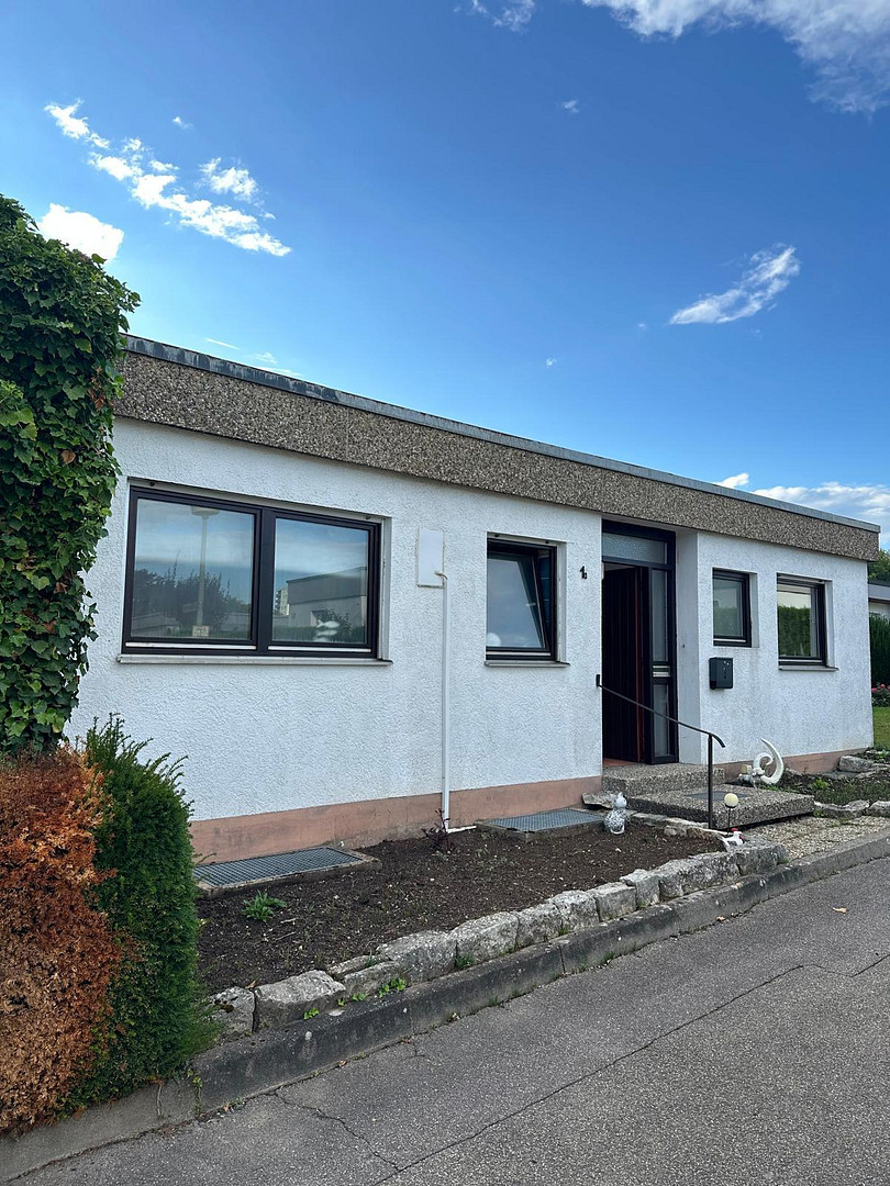 Schöner Bungalow als Ein- oder Zweifamilienhaus  -PROVISIONSFREI- – Ulmenweg 1/1, 75417 Mühlacker – Vorschaubild 37