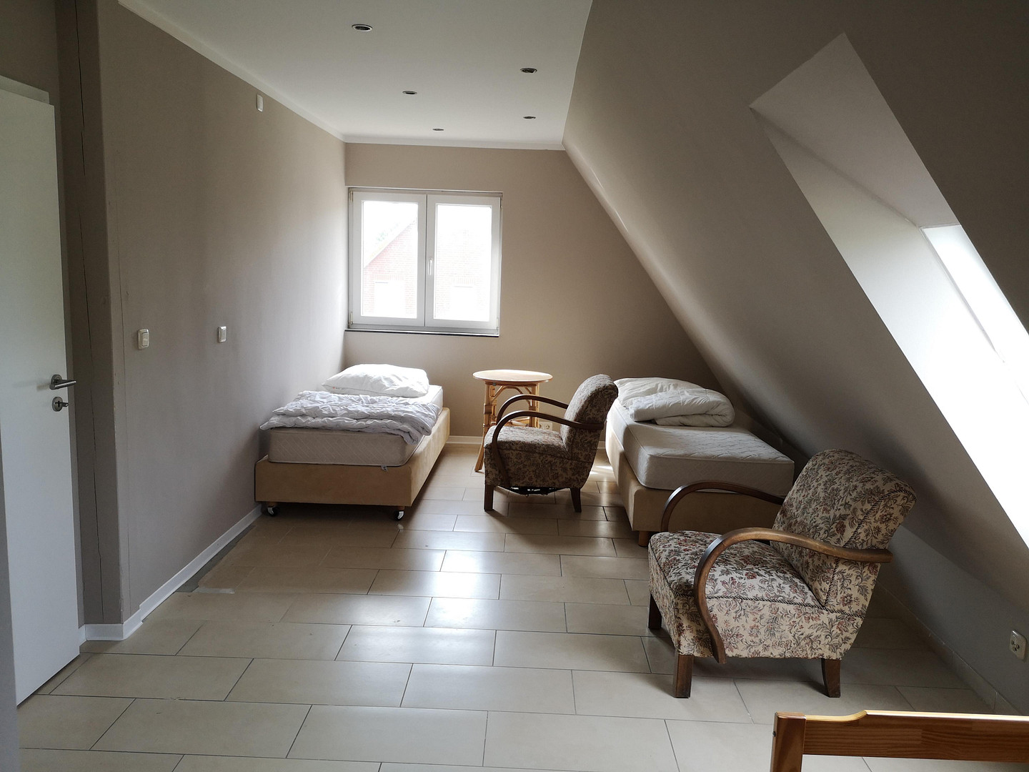 Großzügige 5-Zimmer-Wohnung in Lübeck zu vermieten – Steinrader Damm 89, 23556 Lübeck(Groß Steinrade/Schönböcken) – Vorschaubild 5