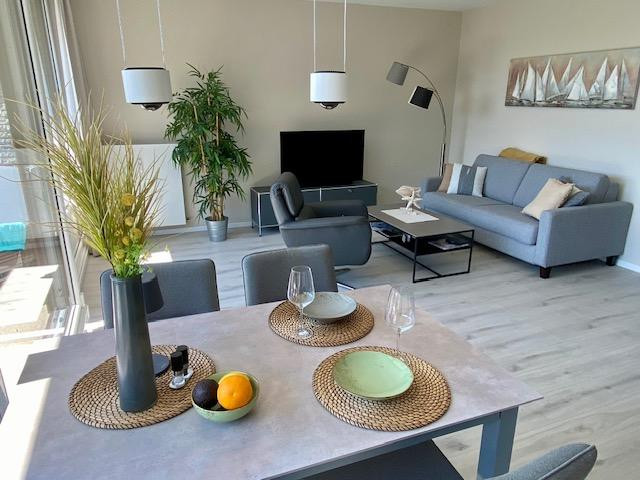 EINZIEHEN UND WOHLFÜHLEN... moderne 2-Zimmerwohnung in Bestlage – 23570 Lübeck-Travemünde(Travemünde) – Vorschaubild 3