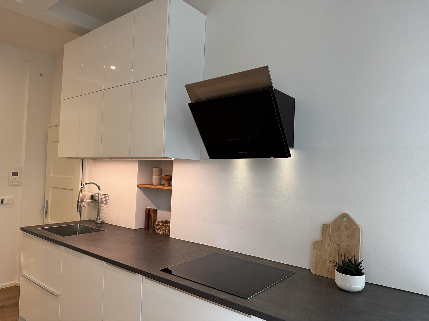 Modernes, zentrales Altbau-Loft - möbliert – München(Isarvorstadt) – Vorschaubild 3