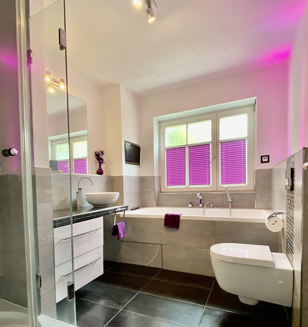 Top Möbliert / Fully furnished: Elegante 3-Zi-Gartenwohung, WLAN, Home Office, TG-Stellplatz – München(Trudering) – Vorschaubild 17