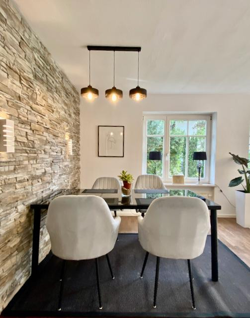Top Möbliert / Fully furnished: Elegante 3-Zi-Gartenwohung, WLAN, Home Office, TG-Stellplatz – München(Trudering) – Vorschaubild 2