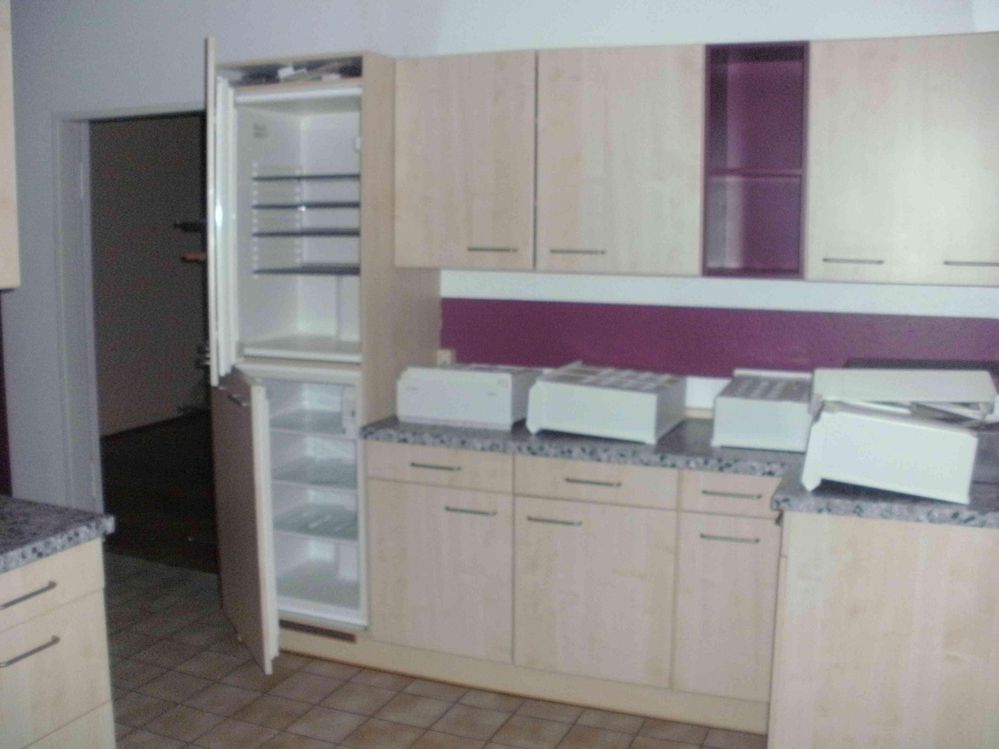 renov.bedürft. 3,5-Zi-Whg mit Balkon und EBK samt sep. DG-Whg. im Rohbau, in freundl. MFH in HN – Herbert-Hoover-Str. 17, 74074 Heilbronn – Vorschaubild 18