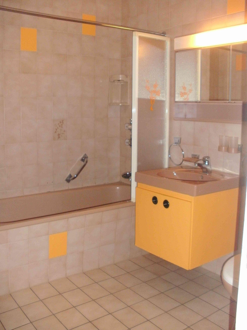 renov.bedürft. 3,5-Zi-Whg mit Balkon und EBK samt sep. DG-Whg. im Rohbau, in freundl. MFH in HN – Herbert-Hoover-Str. 17, 74074 Heilbronn – Vorschaubild 21
