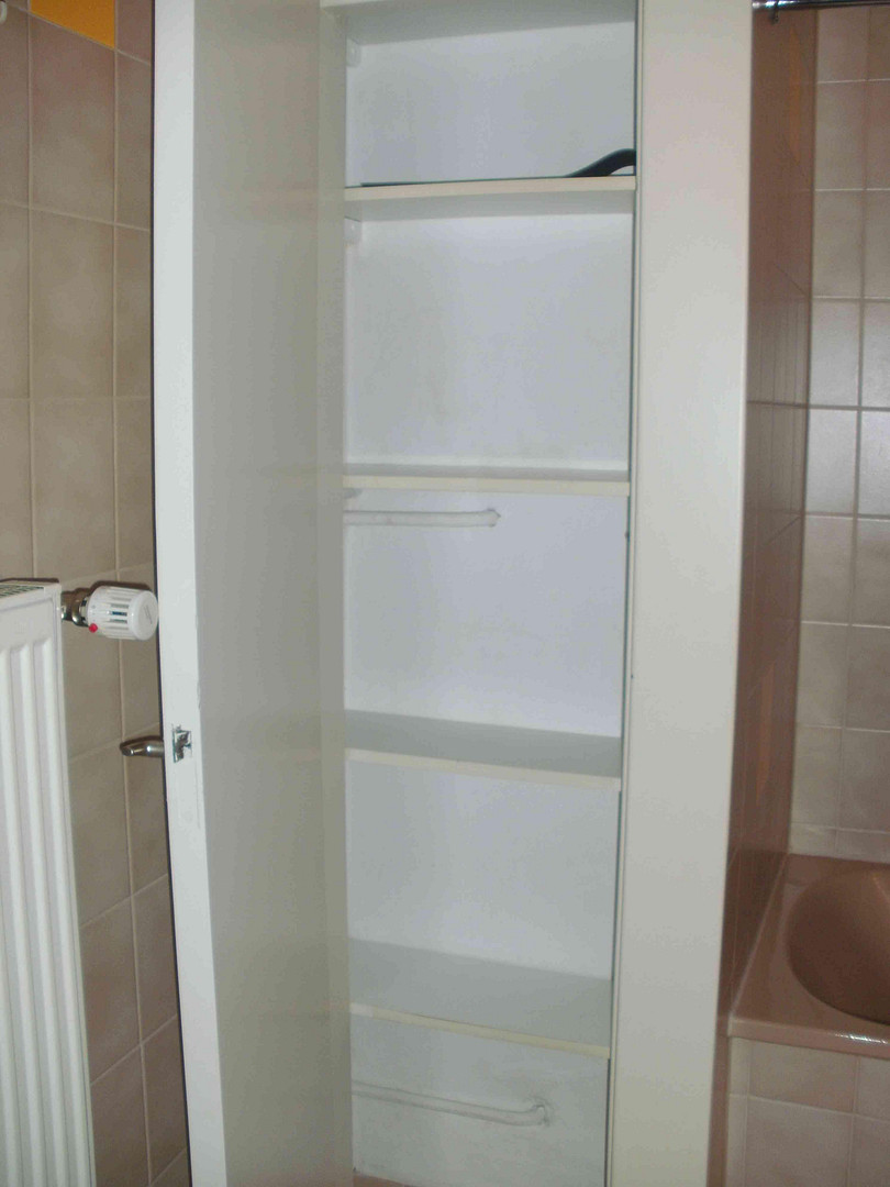 renov.bedürft. 3,5-Zi-Whg mit Balkon und EBK samt sep. DG-Whg. im Rohbau, in freundl. MFH in HN – Herbert-Hoover-Str. 17, 74074 Heilbronn – Vorschaubild 23