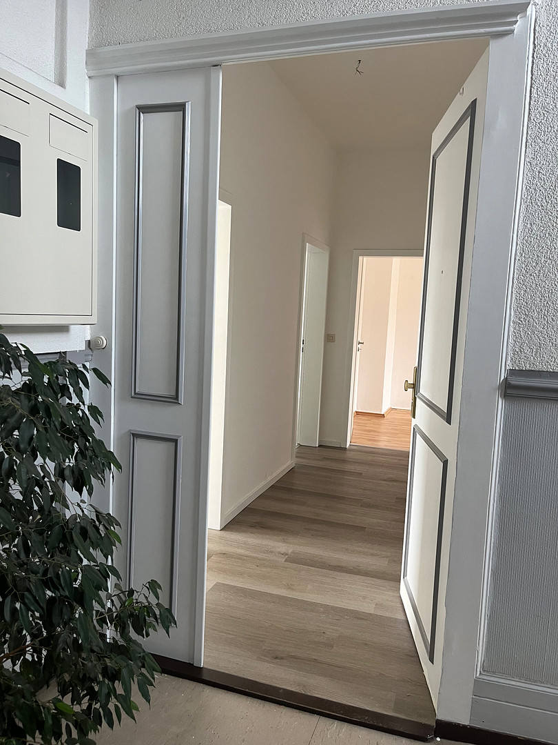 1A-Lage, altersgerechte exklusive 3-Zimmer-Altbau-Wohnung am Park – Foto 4