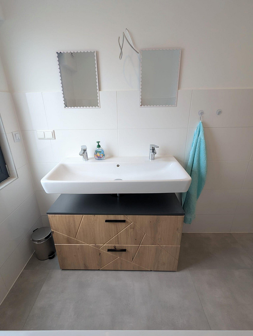 Exklusive 4-Zimmer-Wohnung in Frankfurt-Harheim +Garten+Küche! – 60437 Frankfurt(Harheim) – Vorschaubild 8
