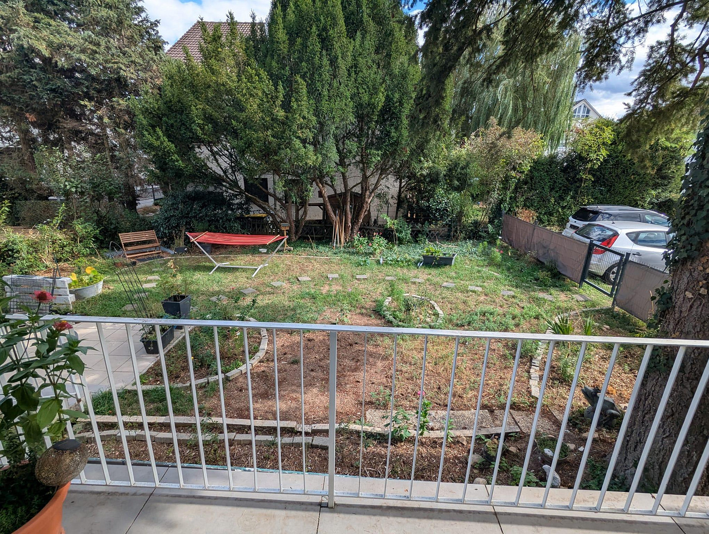 Exklusive 4-Zimmer-Wohnung in Frankfurt-Harheim +Garten+Küche! – 60437 Frankfurt(Harheim) – Vorschaubild 3