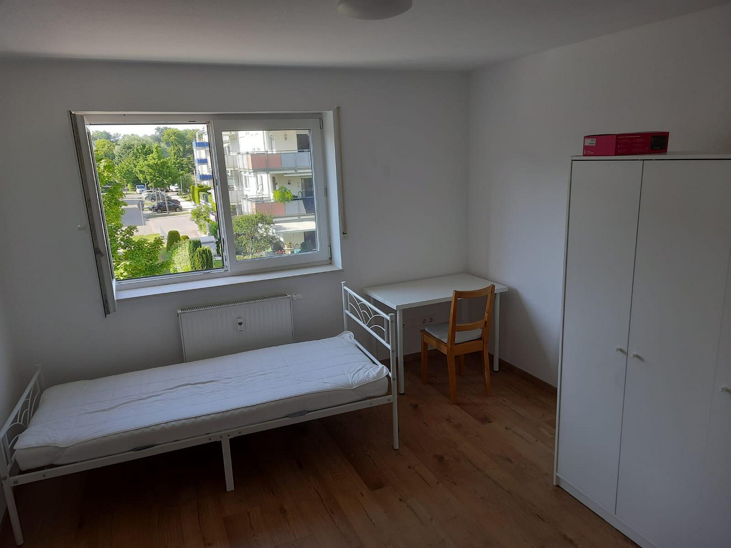 Möblierte 2-Zimmer-Wohnung in Uni-Nähe – Perfekt für WG! – Pearl-S.-Buck-Straße 3, 89231 Neu-Ulm – Vorschaubild 6