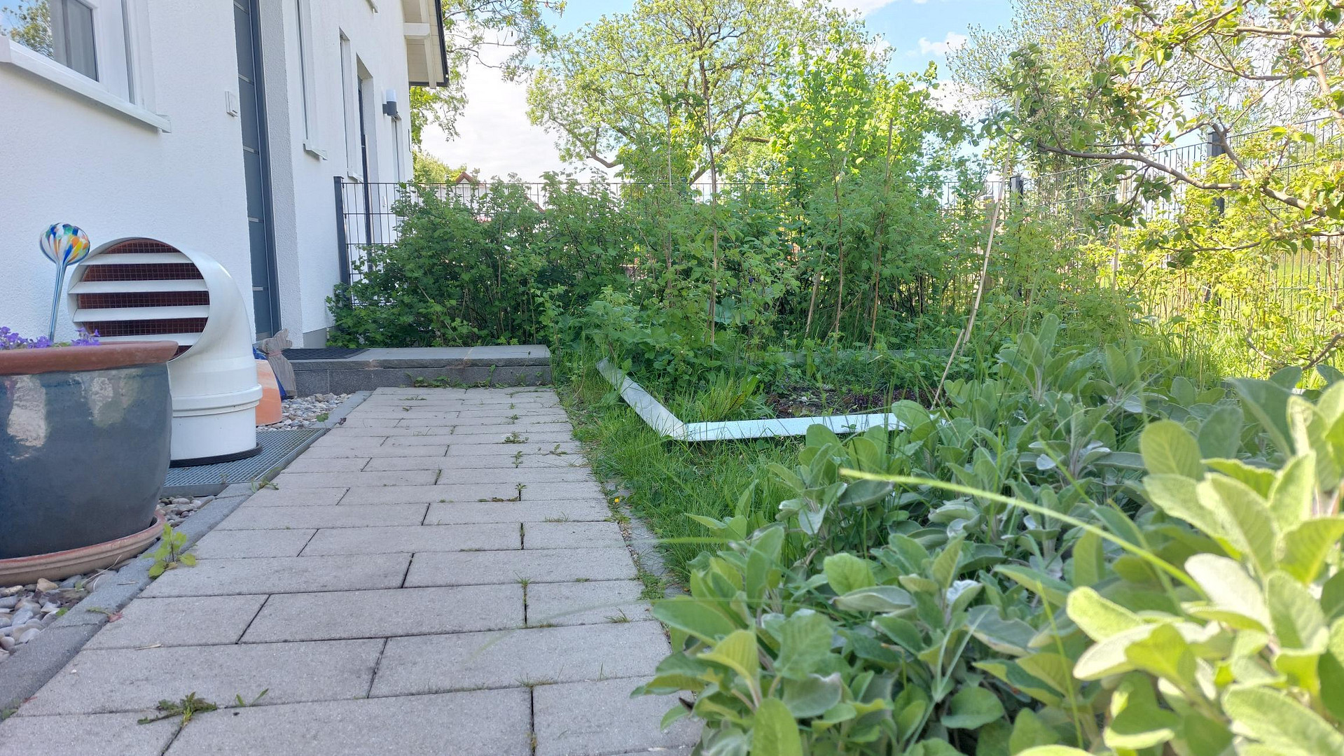 Alles drin! Moderne energieeffiziente DHH mit tollem Garten, Erbpacht – München – Vorschaubild 15