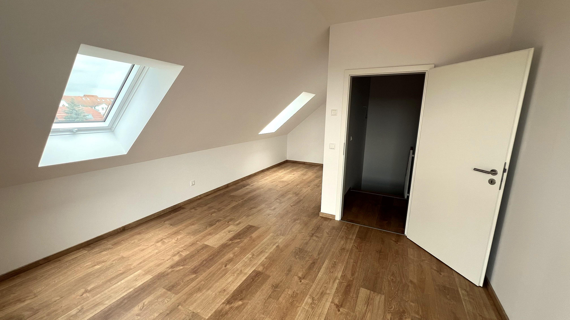 Ruhe mit Blick über Felder: Exklusives wohngesundes Plusenergie-Doppelhaus, S-Bahn fußläufig – An der Vogelweide 66, 4178 Leipzig(Rückmarsdorf) – Vorschaubild 22