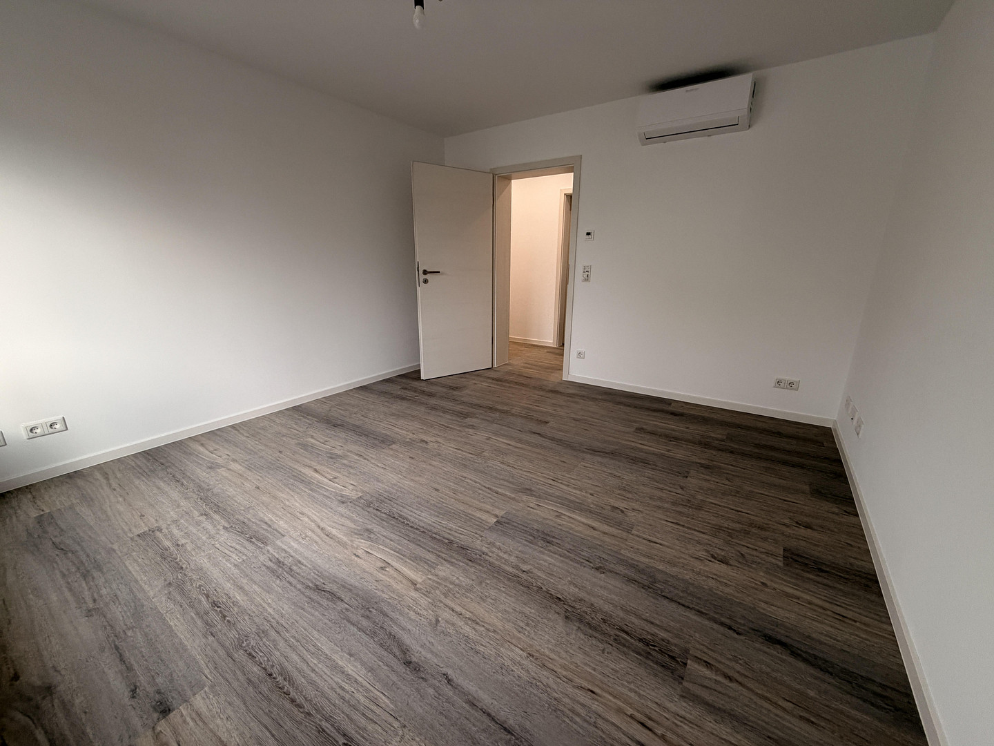 Doppelhaushälfte Erdgeschosswohnung kernsaniert mit Garten und Garage – Edith-Stein-Str. 27, 67354 Römerberg – Vorschaubild 14