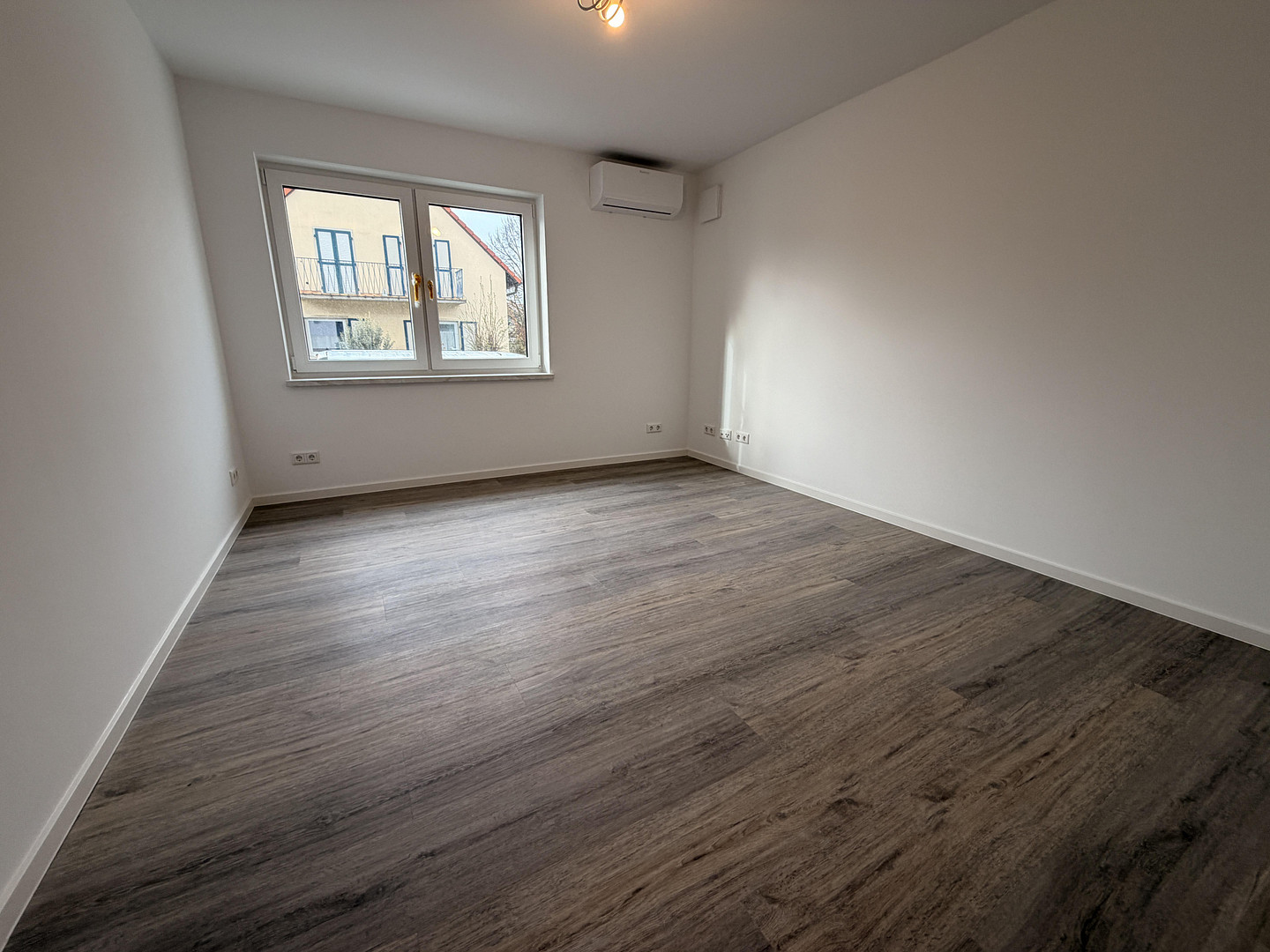 Doppelhaushälfte Erdgeschosswohnung kernsaniert mit Garten und Garage – Edith-Stein-Str. 27, 67354 Römerberg – Vorschaubild 9