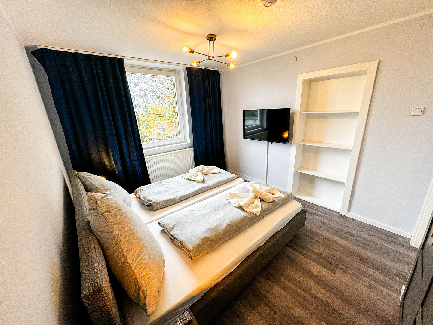 Voll möbliertes 2 1/2 Zimmer Apartment mit Balkon und High-Speed-Internet – Hannover(Mittelfeld) – Vorschaubild 7