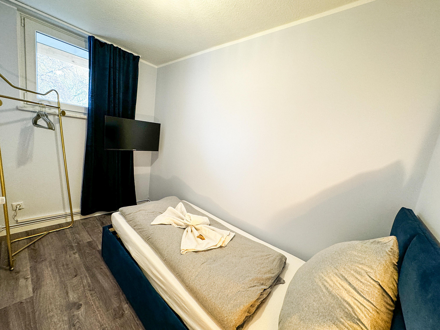 Voll möbliertes 2 1/2 Zimmer Apartment mit Balkon und High-Speed-Internet – Hannover(Mittelfeld) – Vorschaubild 5