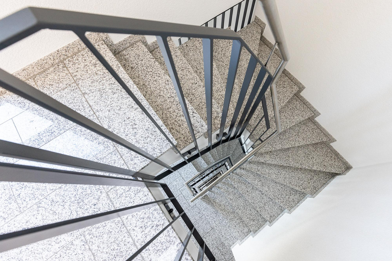 Neubau Penthouse XXL-Dachterrasse, EBK, Aufzug, Erneuerbare Energie – 50858 Köln(Junkersdorf) – Vorschaubild 14