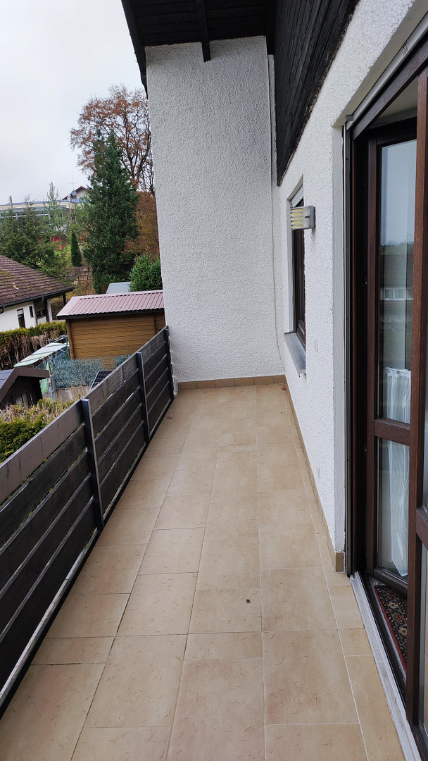 Sonnige Aussichtslage mit Weitblick – Reiheneckhaus mit Galerie, Studio und großem Garten in Happurg – Südring 33, 91230 Happurg – Vorschaubild 16