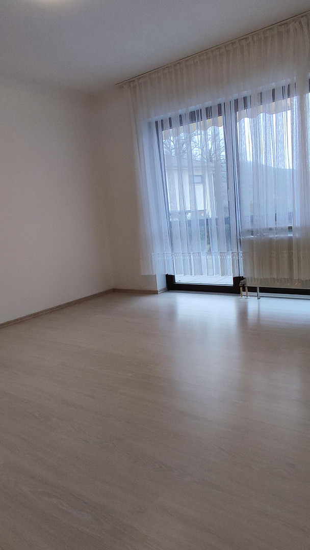 Sonnige Aussichtslage mit Weitblick – Reiheneckhaus mit Galerie, Studio und großem Garten in Happurg – Südring 33, 91230 Happurg – Vorschaubild 28