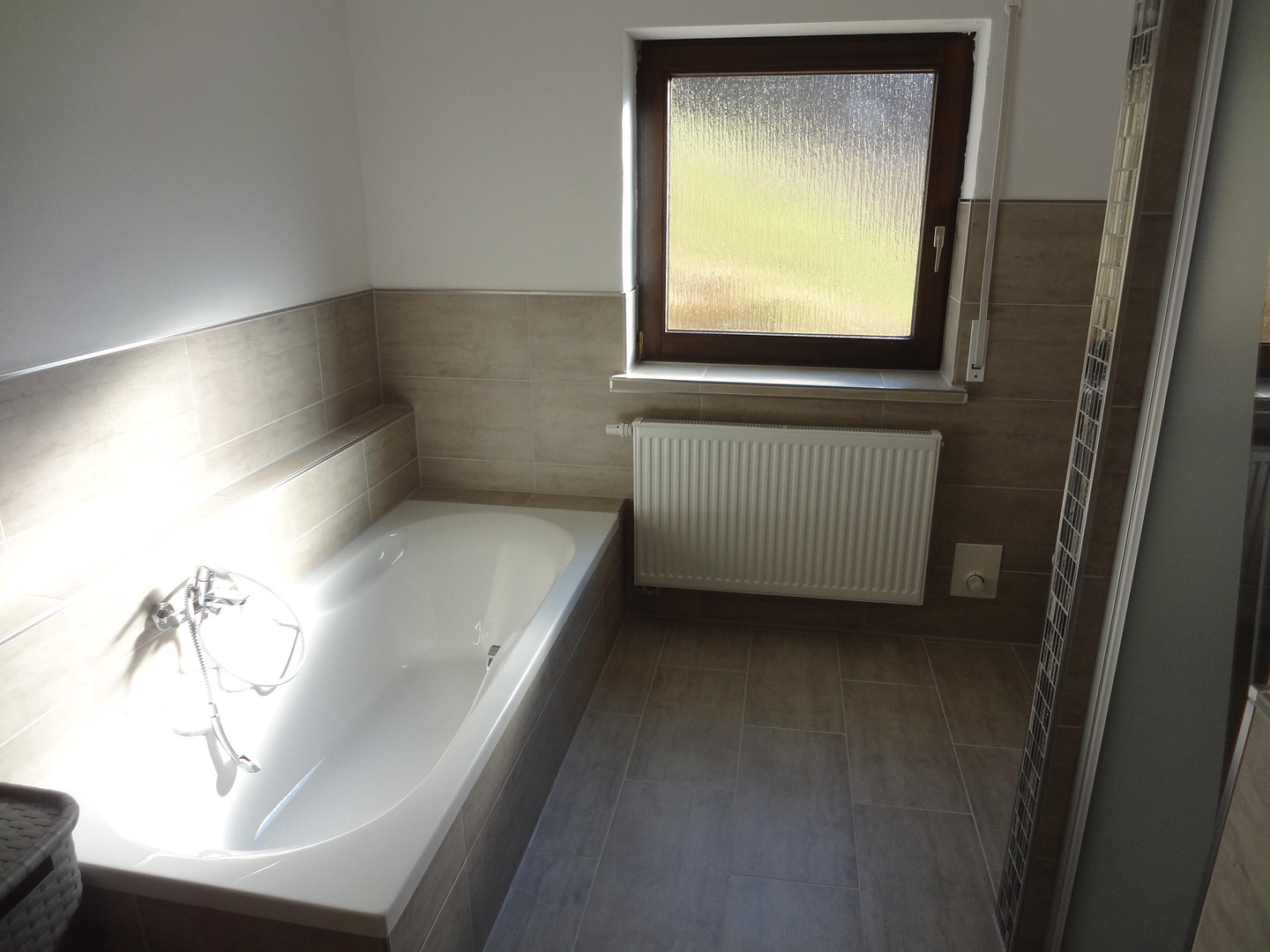 Sonnige Aussichtslage mit Weitblick – Reiheneckhaus mit Galerie, Studio und großem Garten in Happurg – Südring 33, 91230 Happurg – Vorschaubild 25