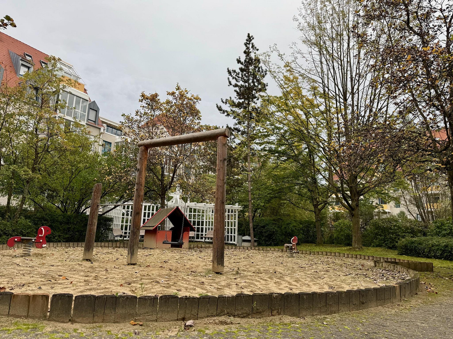 1-Zi.-Wohnung Univiertel Augsburg, TG-Stellplatz, Garten, möbliert, inkl. NK & Internet – Professor-Messerschmitt-Str. 17, 86159 Augsburg(Universitätsviertel) – Vorschaubild 15